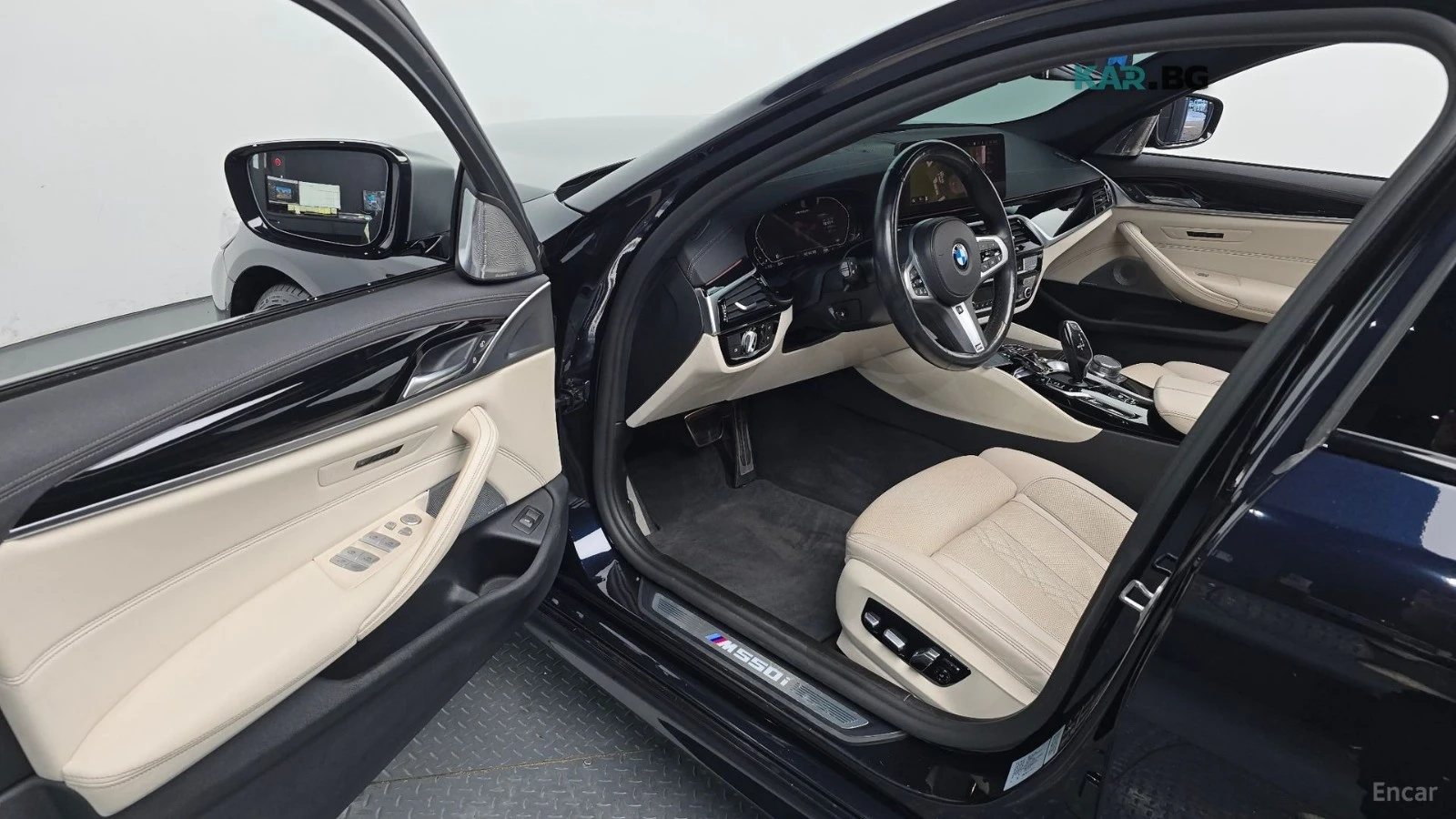 BMW 550 M550i* XDRIVE* DISTRONIC* 360* HARMAN* ОБДУХ* , снимка 8 - Автомобили и джипове - 55979866