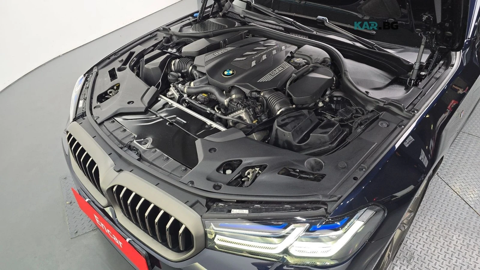 BMW 550 M550i* XDRIVE* DISTRONIC* 360* HARMAN* ОБДУХ* , снимка 17 - Автомобили и джипове - 55979866