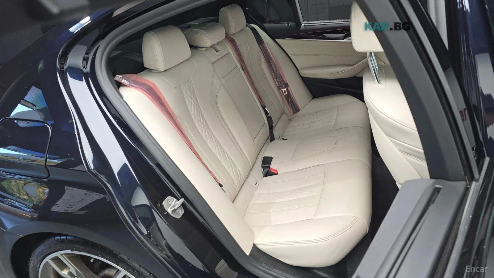 BMW 550 M550i* XDRIVE* DISTRONIC* 360* HARMAN* ОБДУХ* , снимка 9 - Автомобили и джипове - 55979866