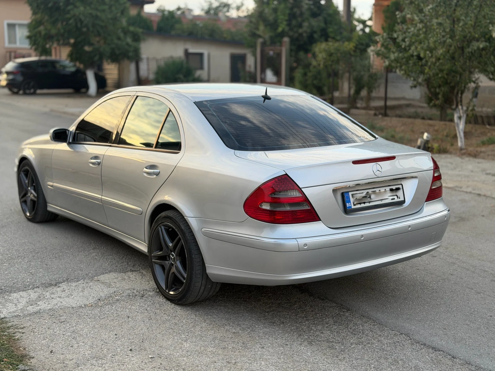Mercedes-Benz E 320 CDI 204 к.с., снимка 5 - Автомобили и джипове - 56188654