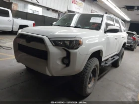     Toyota 4runner SR5 *   !