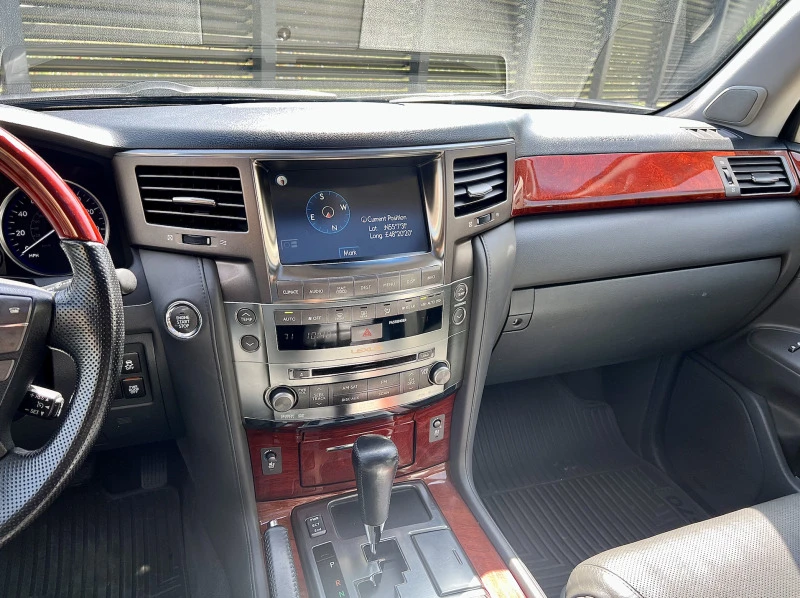 Lexus LX 570 V8 AWD Mark Levinson , снимка 6 - Автомобили и джипове - 46347411