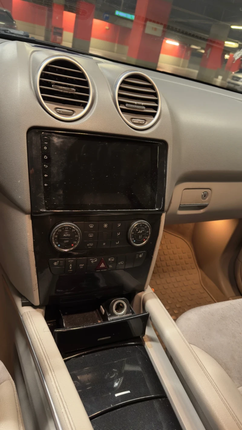 Mercedes-Benz ML 320, снимка 10 - Автомобили и джипове - 52714929