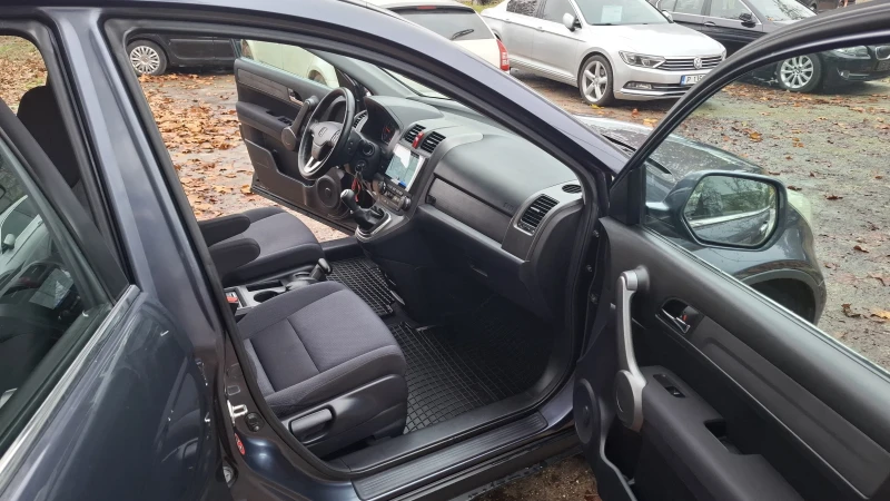 Honda Cr-v 4X4/Navi/6 Скорости, снимка 13 - Автомобили и джипове - 52482752
