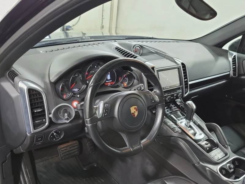 Porsche Cayenne * AWD 4DR TIPTRONIC * CARFAX * БЕЗ ПЪРВОНАЧАЛНА ВН, снимка 9 - Автомобили и джипове - 52807055
