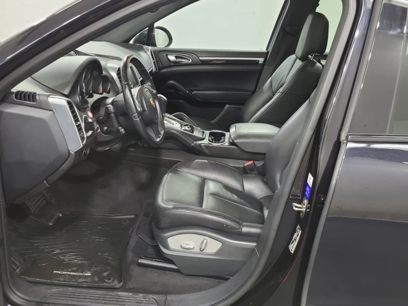 Porsche Cayenne * AWD 4DR TIPTRONIC * CARFAX * БЕЗ ПЪРВОНАЧАЛНА ВН, снимка 5 - Автомобили и джипове - 52807055