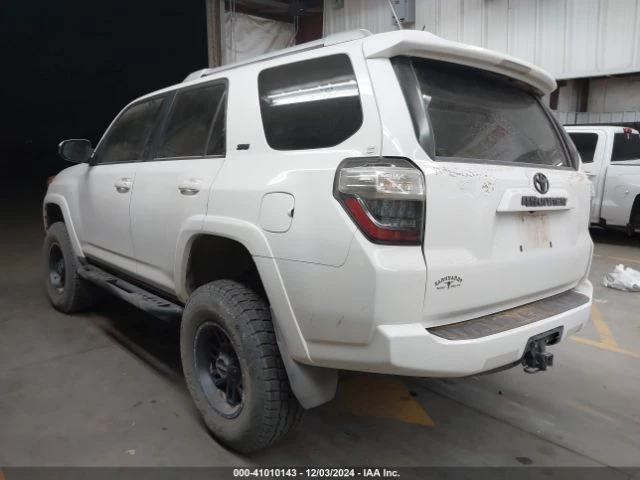 Toyota 4runner SR5 * Възможност за ГАЗ!, снимка 3 - Автомобили и джипове - 48697251