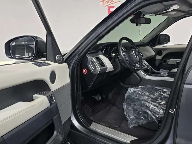 Land Rover Range Rover Sport 3.0, снимка 10 - Автомобили и джипове - 54500073
