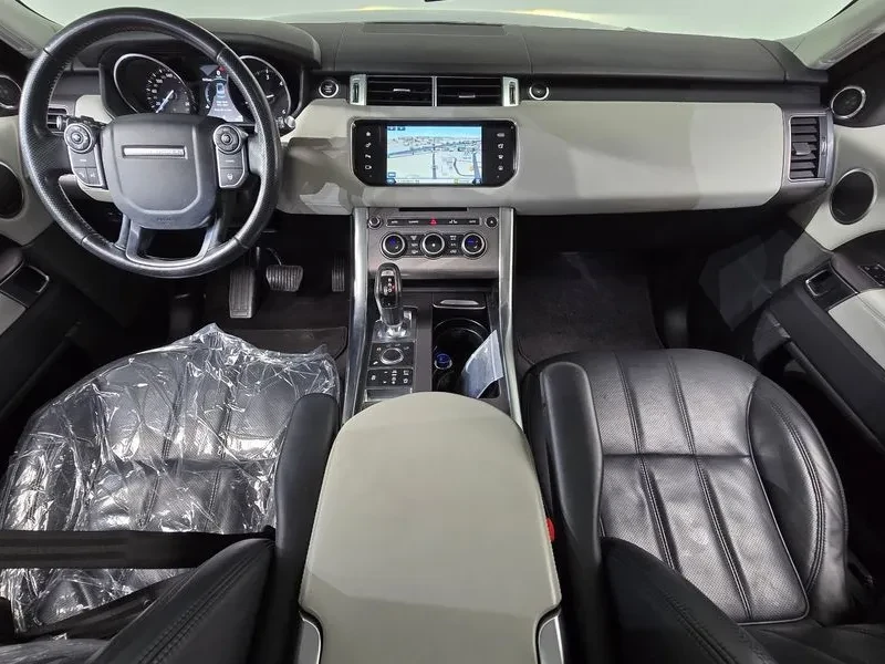 Land Rover Range Rover Sport 3.0, снимка 7 - Автомобили и джипове - 54500073