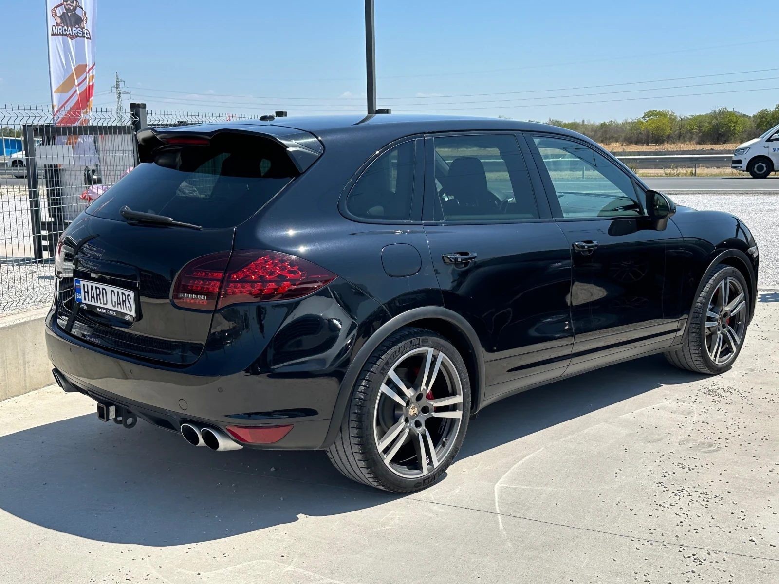 Porsche Cayenne Turbo* Distronic* Key-Less*  - изображение 4