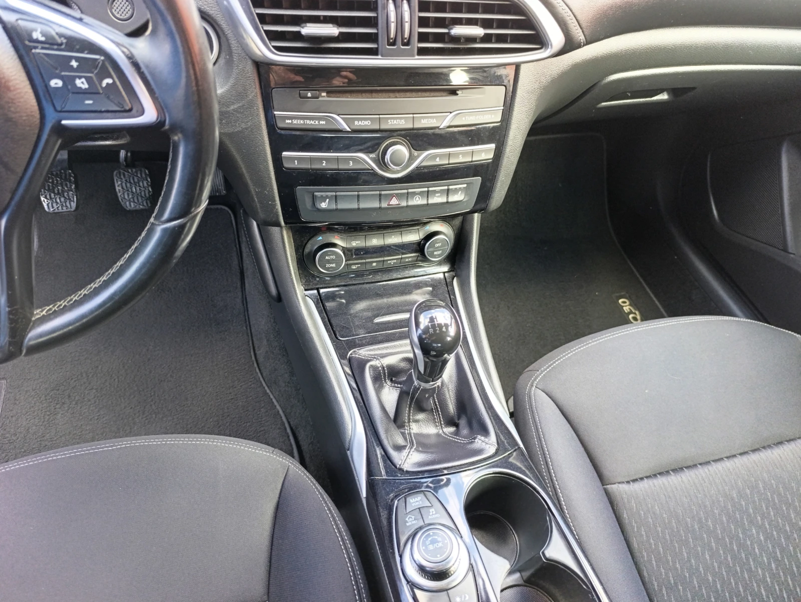 Infiniti Q30 1.5d Premium FWD | Mobile.bg   12