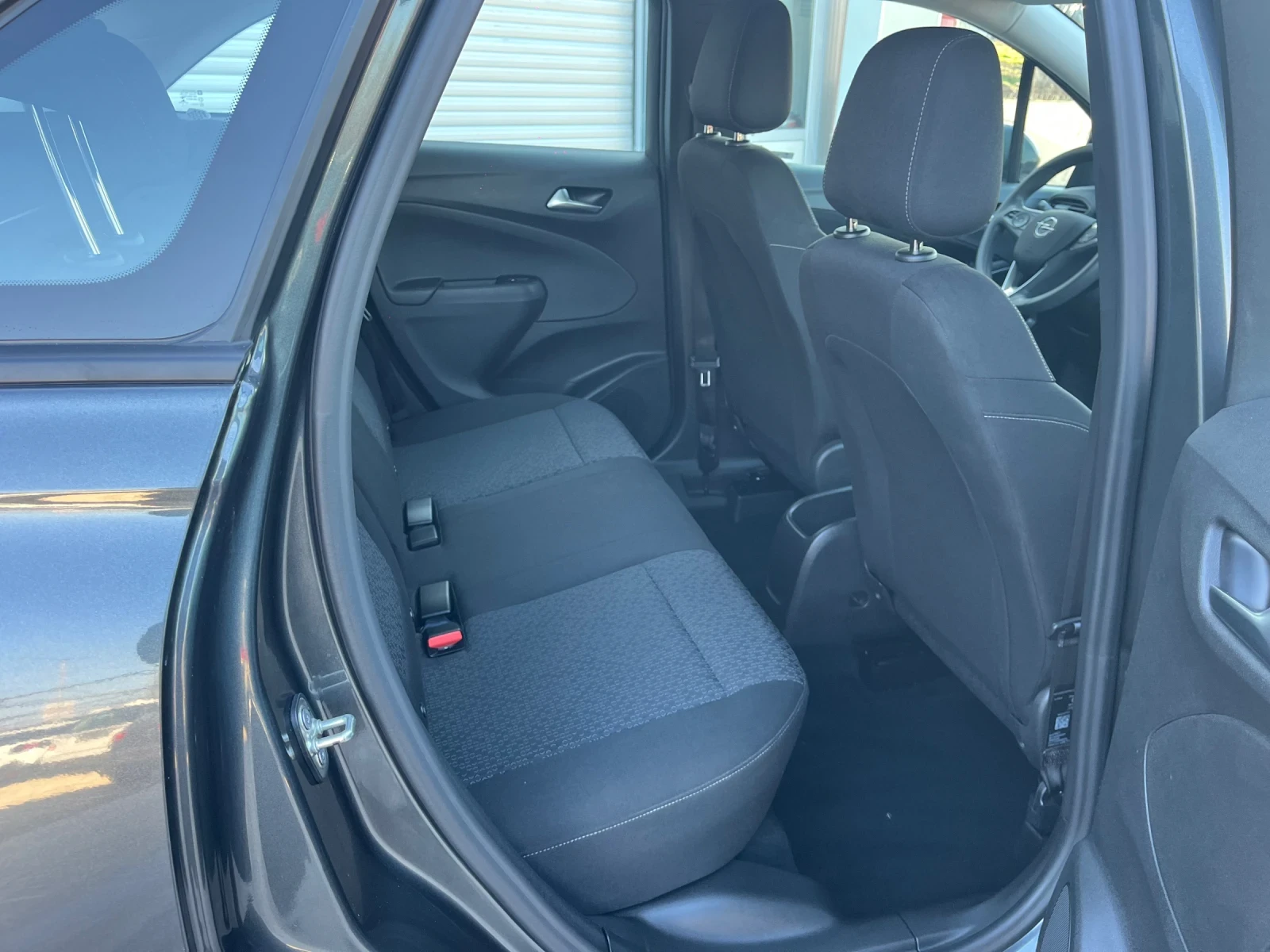 Opel Crossland X 1.6cdti, снимка 9 - Автомобили и джипове - 53747455