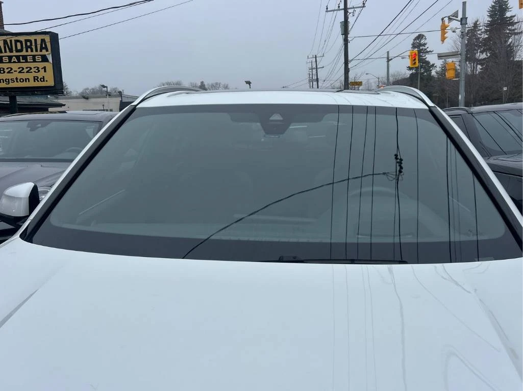 BMW X5 * CARFAX * LASER * HEAD-UP * 360 * ВЪЗДУХ, снимка 13 - Автомобили и джипове - 54053170