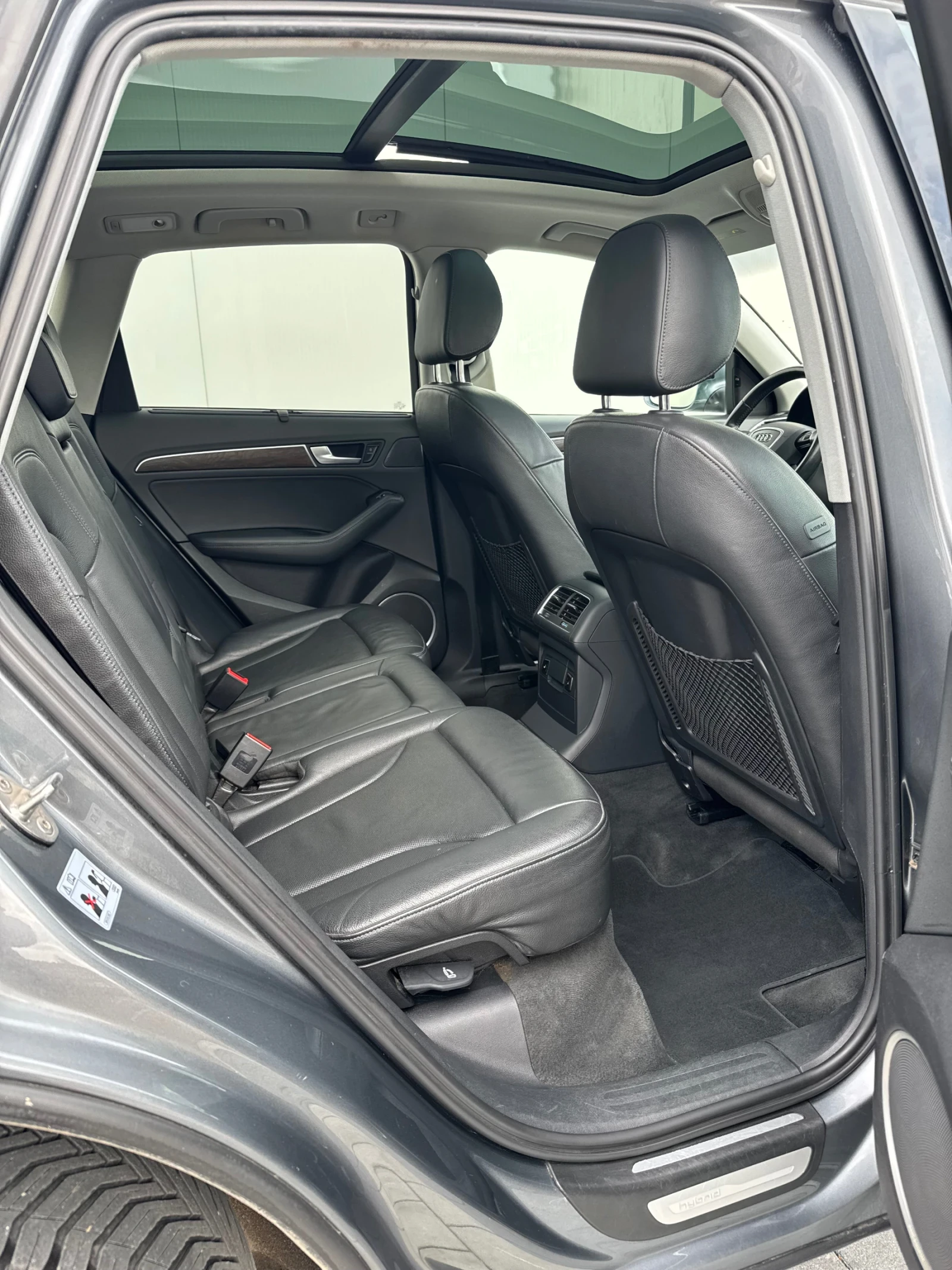 Audi Q5 Hybrid 2.0 / Prestige / Facelift, снимка 10 - Автомобили и джипове - 54218247