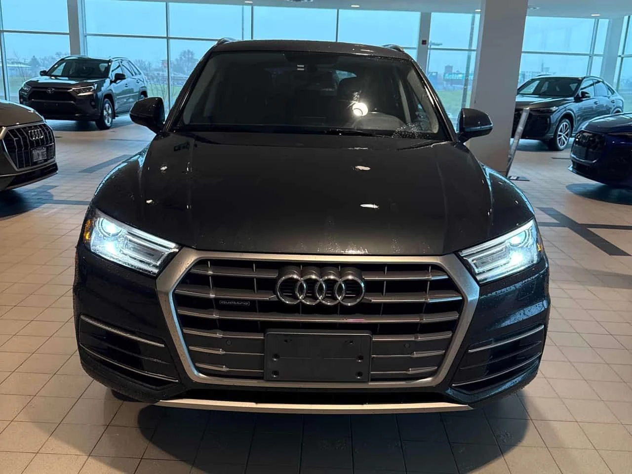 Audi Q5 Komfort /CAMERA/ПОДГРЕВИ , снимка 6 - Автомобили и джипове - 54312751