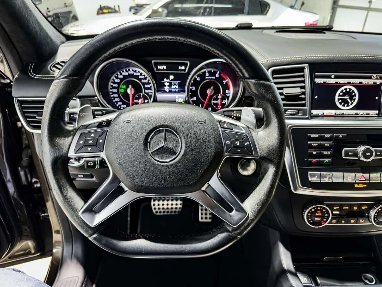 Mercedes-Benz GL 63 AMG CARFAX, снимка 7 - Автомобили и джипове - 54439619