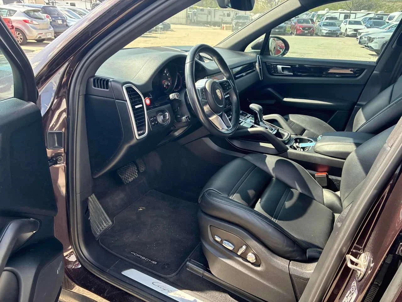 Porsche Cayenne AWD  CARFAX, снимка 5 - Автомобили и джипове - 54516819