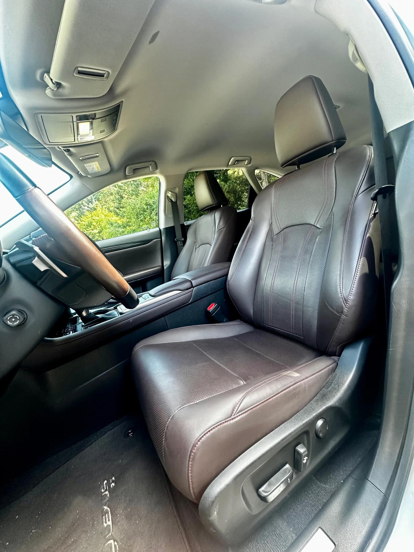 Lexus RX 450h plus Long 7+ Free service , снимка 12 - Автомобили и джипове - 55155385