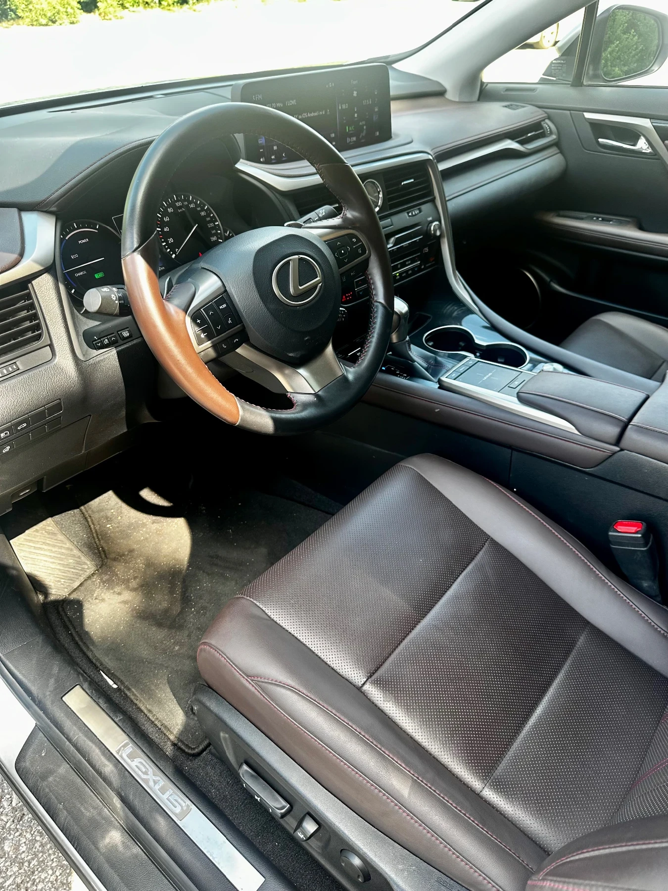 Lexus RX 450h plus Long 7+ Free service , снимка 8 - Автомобили и джипове - 55155385