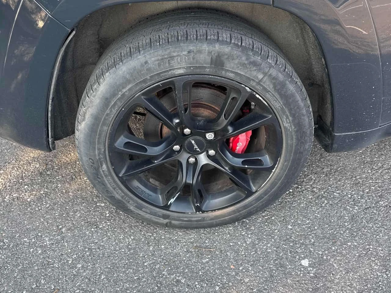 Jeep Grand cherokee  SRT 6.4L / 360 КАМЕРИ / ЦЕНА ДО БЪЛГАРИЯ / , снимка 6 - Автомобили и джипове - 55375963