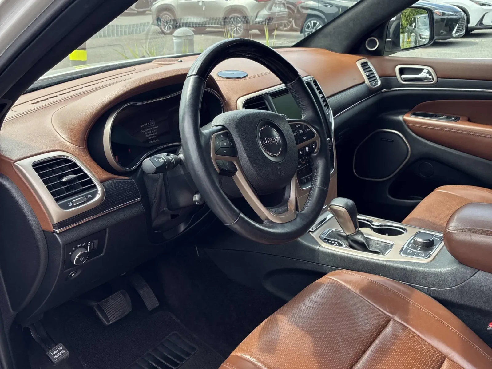 Jeep Grand cherokee SUMMIT ЦЕНА ДО БЪЛГАРИЯ АВТОКРЕДИТ, снимка 6 - Автомобили и джипове - 55645312