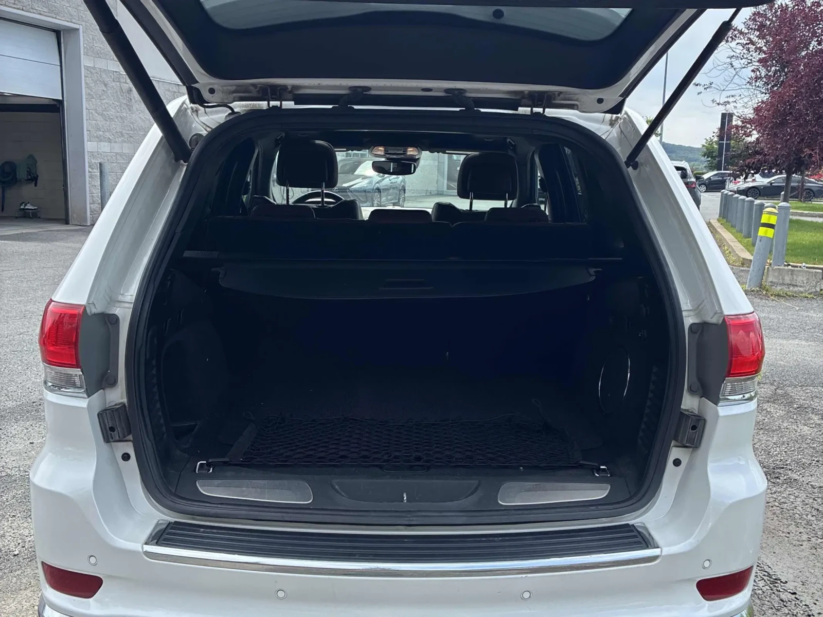Jeep Grand cherokee SUMMIT ЦЕНА ДО БЪЛГАРИЯ АВТОКРЕДИТ, снимка 11 - Автомобили и джипове - 55645312
