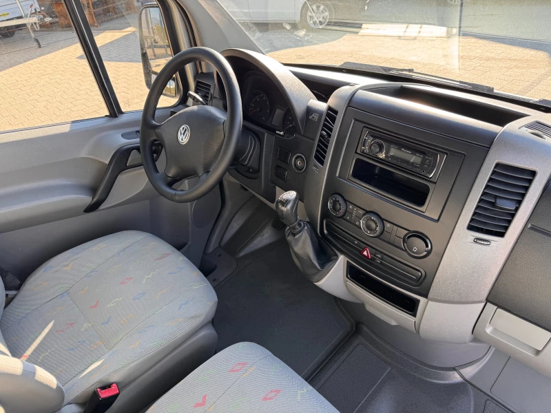 VW Crafter 2.5TDI MAXI Клима Euro 5, снимка 9 - Бусове и автобуси - 47628095