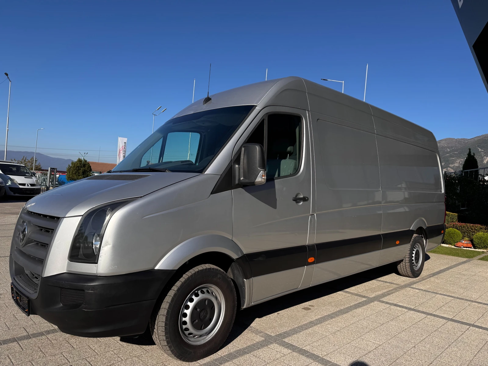 VW Crafter 2.5TDI MAXI Клима Euro 5 - изображение 3