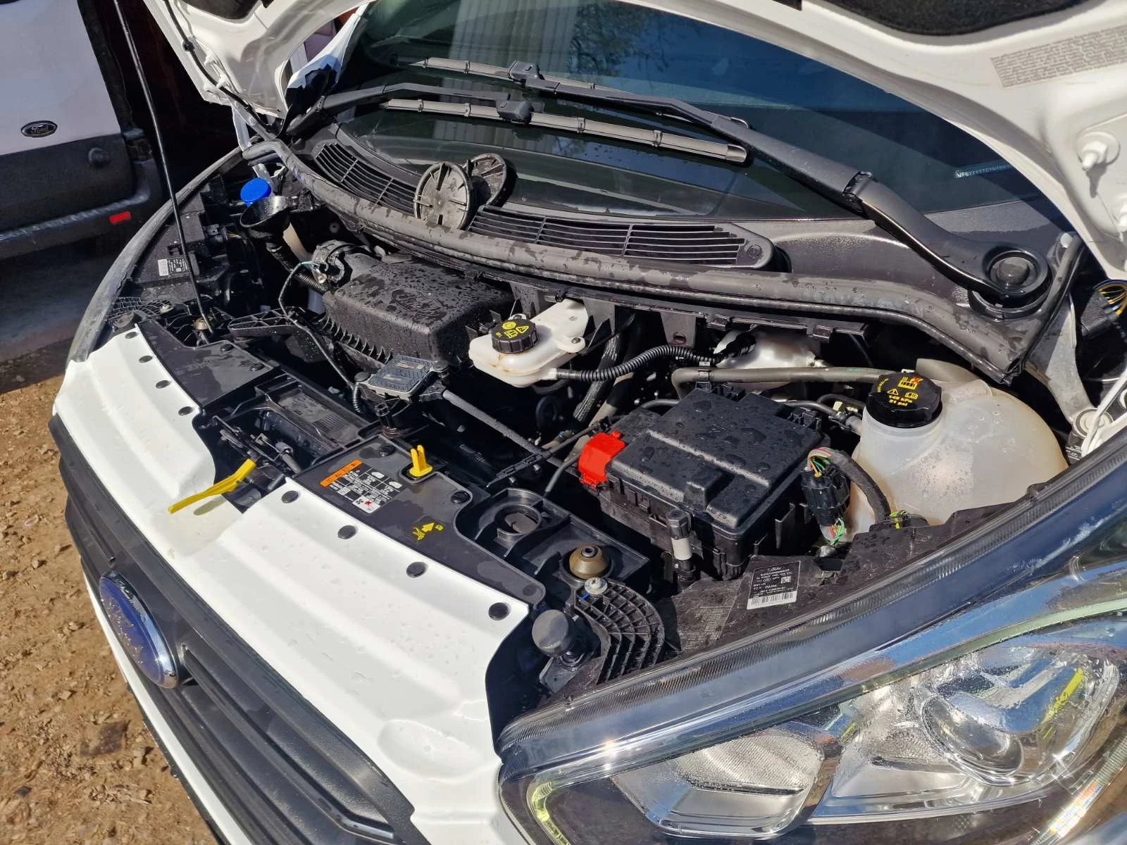 Ford Transit Custom 2.0TDCi, снимка 11 - Бусове и автобуси - 54236989