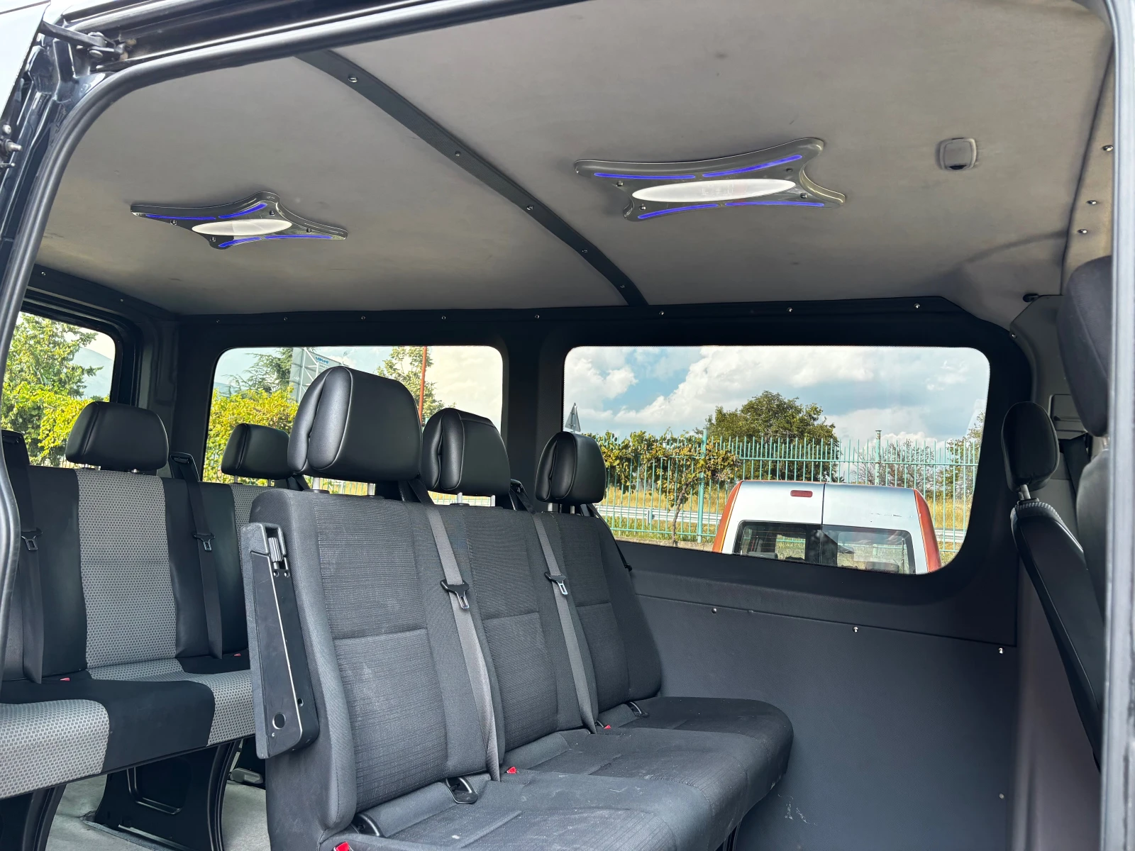 Mercedes-Benz Sprinter 319, снимка 11 - Бусове и автобуси - 55333923