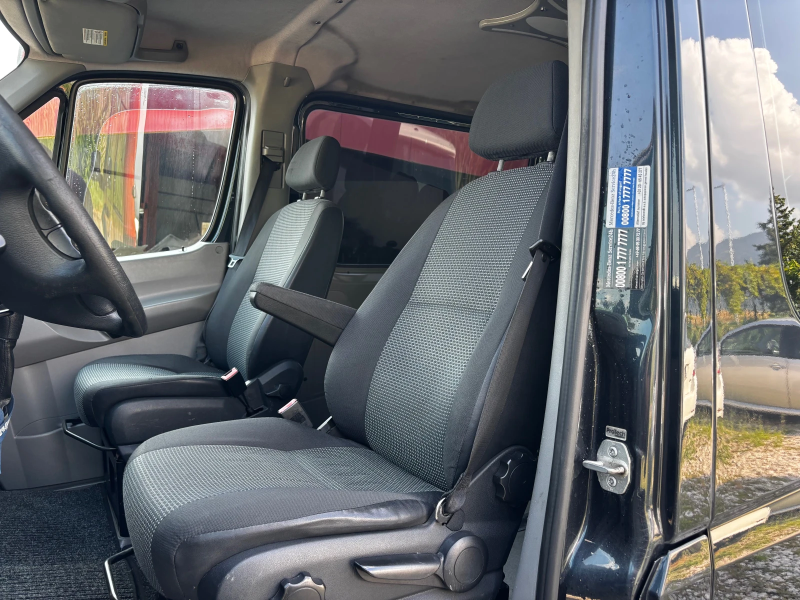 Mercedes-Benz Sprinter 319, снимка 7 - Бусове и автобуси - 55333923