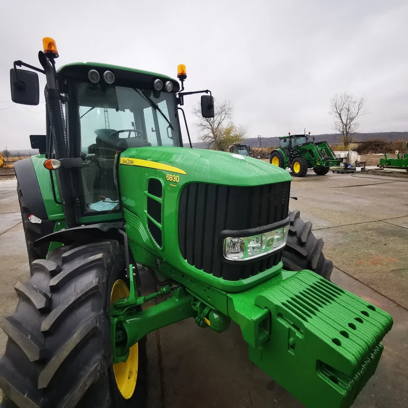 Трактор John Deere 6830 Premium лизинг с първоначална вноска 20 %, снимка 3 - Селскостопанска техника - 43596433