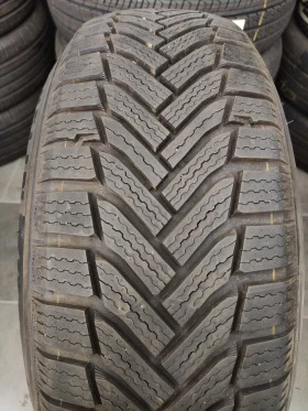 Гуми Зимни 205/60R16, снимка 2 - Гуми и джанти - 46049774