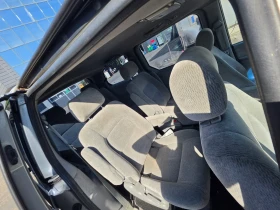 Kia Carnival 2.9CDTI 6 Местна-Климатроник , снимка 12