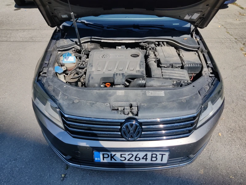 VW Passat, снимка 14 - Автомобили и джипове - 49533154