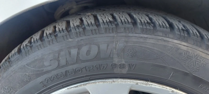 BMW 520, снимка 7 - Автомобили и джипове - 50112267