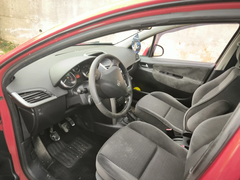 Peugeot 207 Facelift , снимка 8 - Автомобили и джипове - 52478617