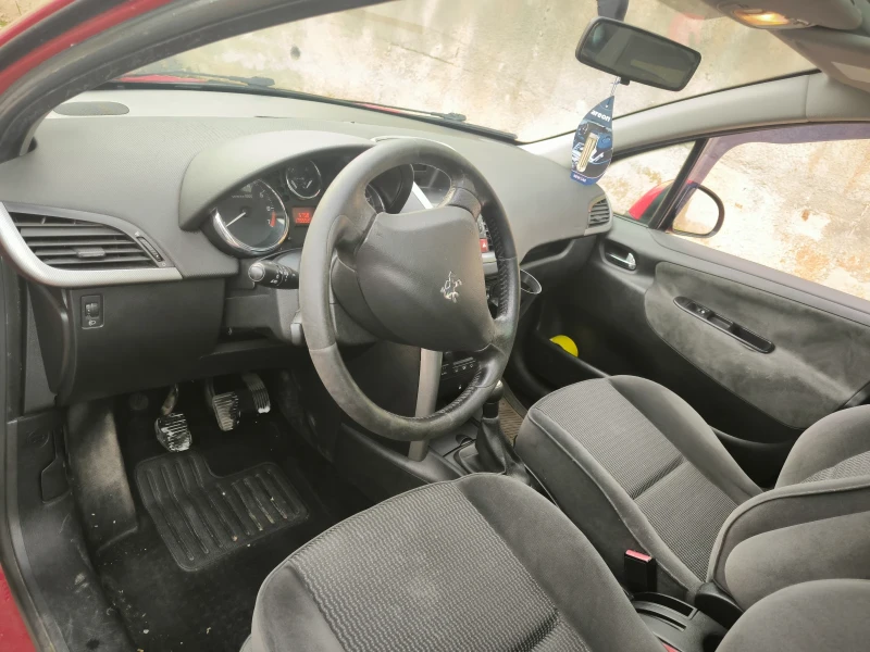 Peugeot 207 Facelift , снимка 9 - Автомобили и джипове - 52478617