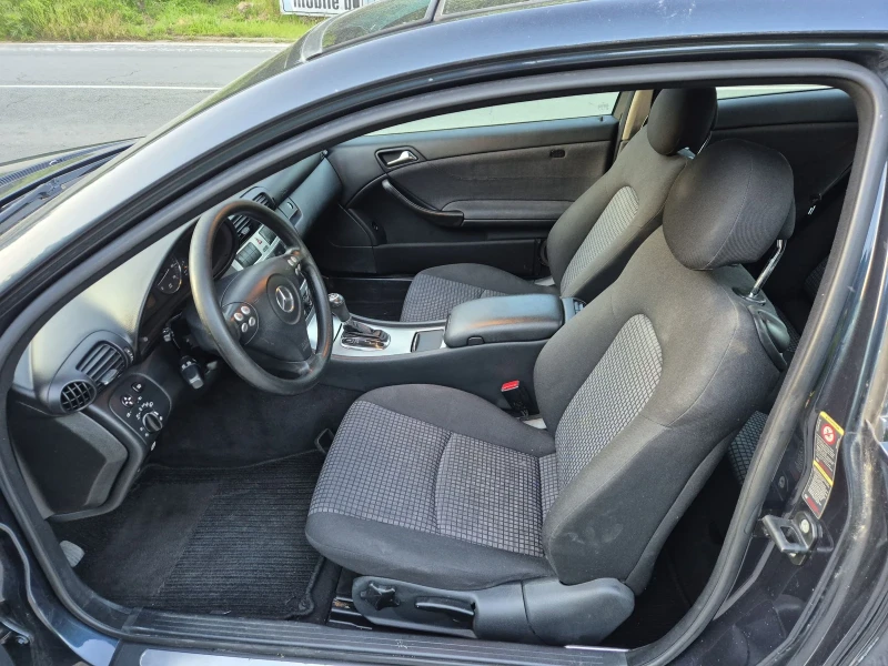 Mercedes-Benz C 180 Автоматик, снимка 9 - Автомобили и джипове - 50527210