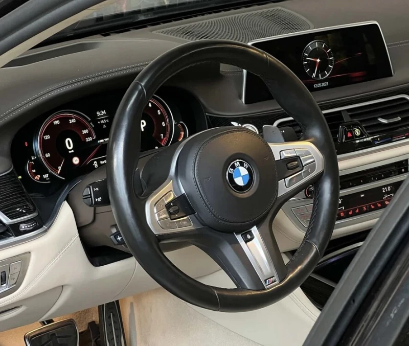 BMW 760 iL V12 XDrive, снимка 7 - Автомобили и джипове - 51990613