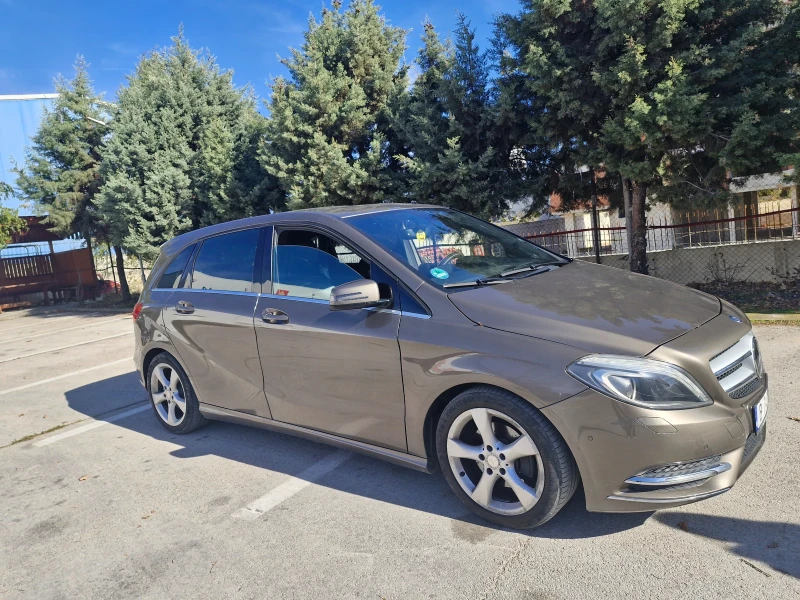 Mercedes-Benz B 200, снимка 14 - Автомобили и джипове - 52448278