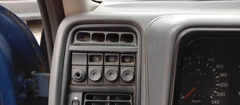 Ford Sierra 2.0 DOHC 125к.с., снимка 9 - Автомобили и джипове - 52459642