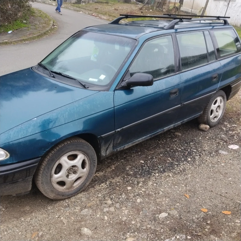Opel Astra 1.6.benzin, снимка 3 - Автомобили и джипове - 53261538