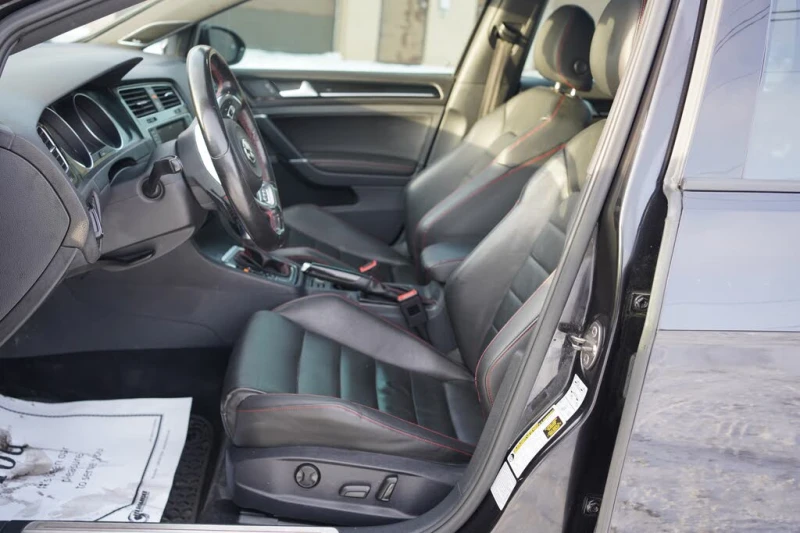 VW Golf GTI  Performance * АвтоКредит* (Цена до БГ) , снимка 17 - Автомобили и джипове - 53587417
