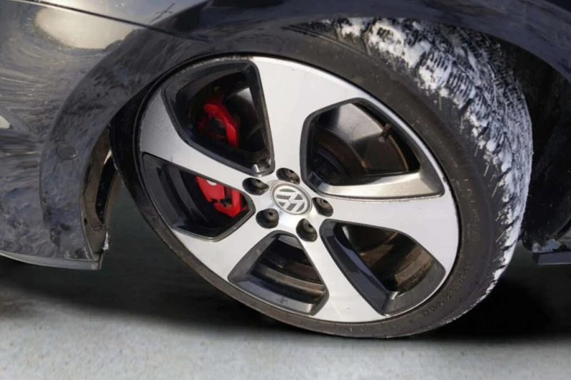 VW Golf GTI  Performance * АвтоКредит* (Цена до БГ) , снимка 9 - Автомобили и джипове - 53587417