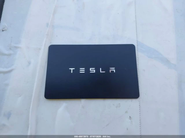 Tesla Model Y LONG RANGE DUAL MOTOR ALL-WHEEL DRIVE, снимка 13 - Автомобили и джипове - 55547127