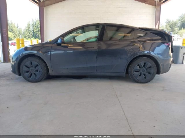 Tesla Model Y LONG RANGE DUAL MOTOR ALL-WHEEL DRIVE, снимка 6 - Автомобили и джипове - 55547127