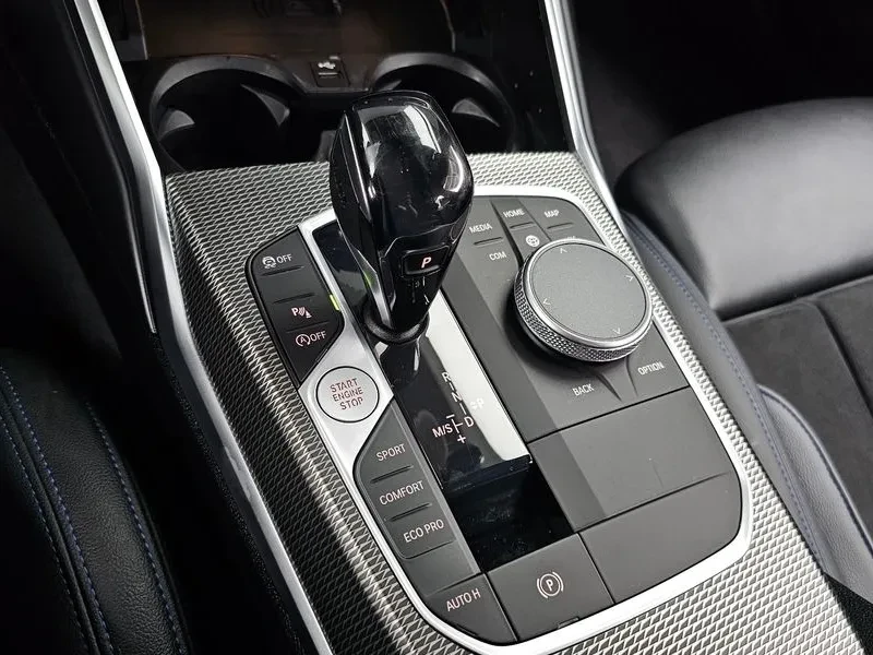 BMW 320 I M Sports, снимка 9 - Автомобили и джипове - 55643074
