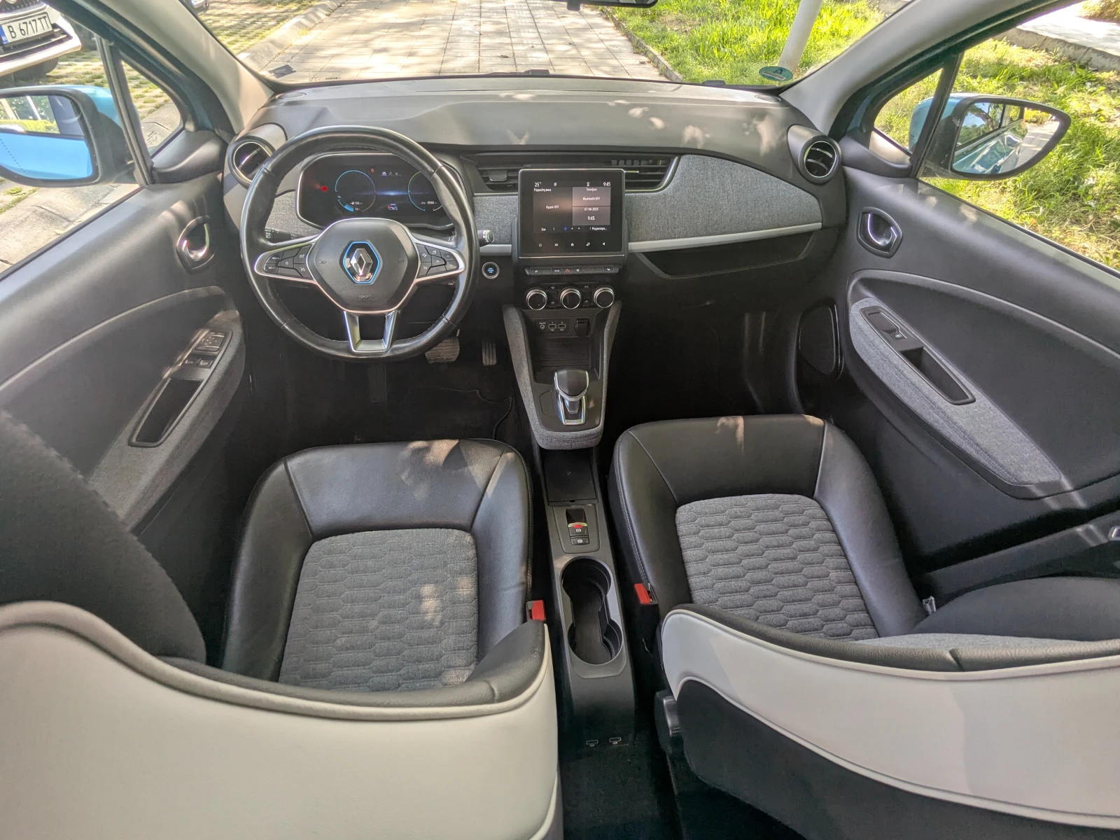 Renault Zoe Z.E.50 - изображение 7