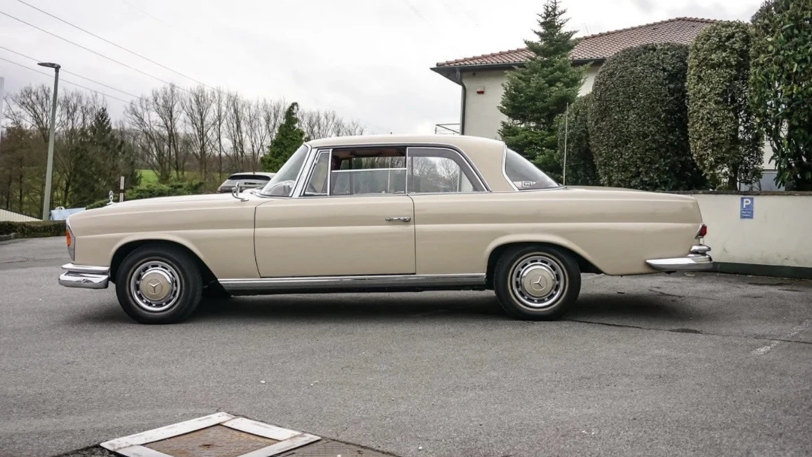 Mercedes-Benz 111 1963 - изображение 3